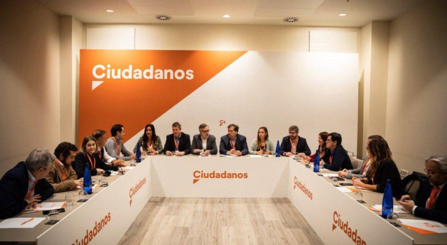 La Comisión Gestora de Ciudadanos, en su primera reunión tras ser constituida en la reunión del Consejo General del partido.