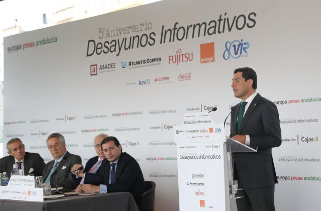 El presidente de la Junta de Andalucía, Juanma Moreno, ha participado en los Desayunos de Europa Press Andalucía