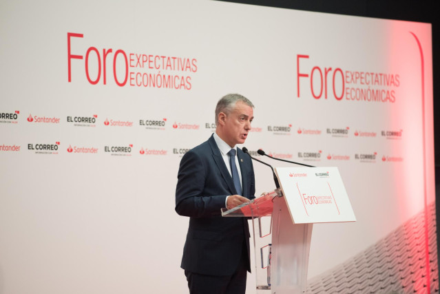 El lehendakari, Iñigo Urkullu, en un foro económico en Bilbao