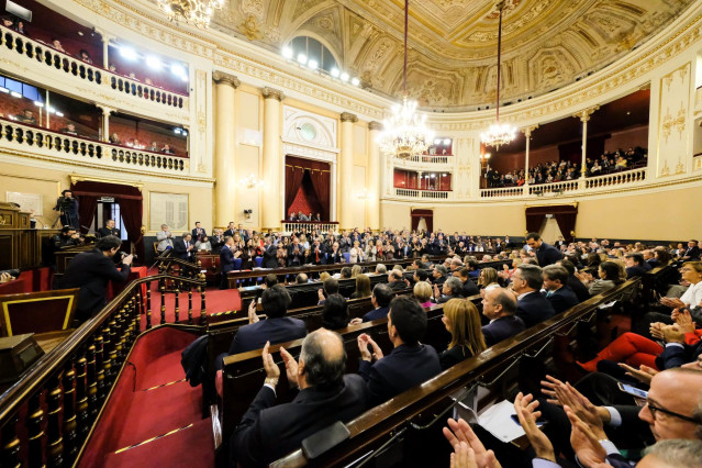 Vista del hemiciclo de la Cámara Alta en la apertura de la XIV legislatura.