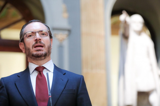 El portavoz del PP en el Senado, Javier Maroto, ofrece una rueda de prensa tras la sesión constitutiva de la XIV Legislatura en el Senado, en Madrid (España), a 3 de diciembre de 2019.