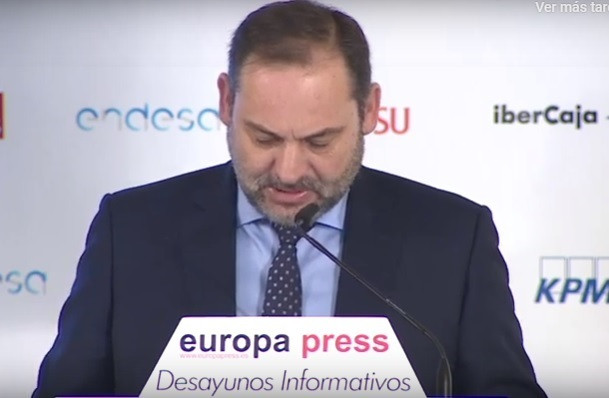 El ministro de Fomento, José Luis Ábalos, durante un desayuno informativo de Europa Press