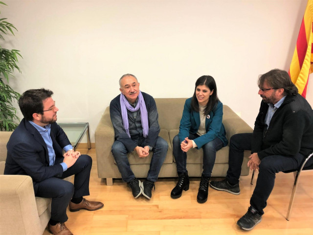 El coordinador nacional de ERC, Pere Aragonès, el secretario general de UGT, Pepe Álvarez; la secretaria general adjunta de ERC, Marta Vilalta, y el secr.Gral.De UGT de Catalunya, Camil Ros, reunidos en la sede de ERC en Barcelona el 29/11/2019