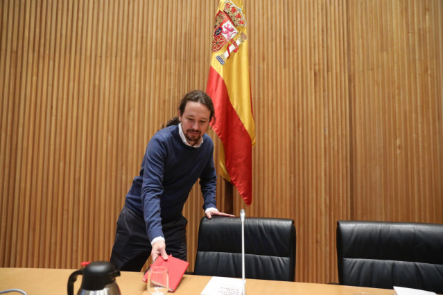 El secretario general de Podemos, Pablo Iglesias a su llegada al diálogo `Nudo España: un año después´ en el Congreso de los Diputados, en Madrid (España), a 5 de diciembre de 2019.