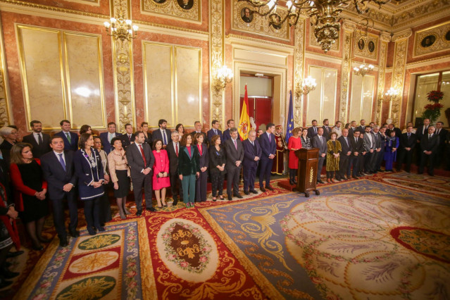 Foto de grupo de los asistentes al acto de Conmemoración del Día de la Constitución en el Congreso de los Diputados, en Madrid (España) a 6 de diciembre de 2019.
