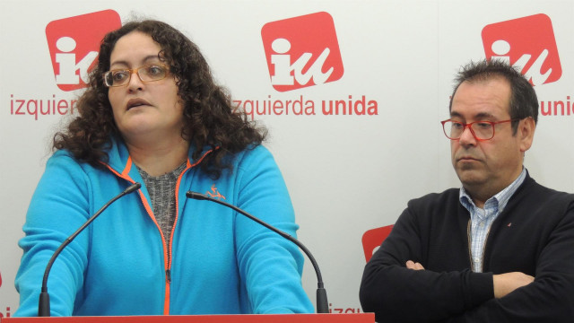 El coordinador regional de IU CLM, Juan Ramón Crespo, en rueda de prensa.