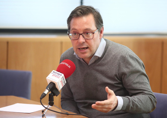 El portavoz del PP en la Asamblea de Madrid, Alfonso Serrano, durante una entrevista con Europa Press, en Madrid a 11 de diciembre de 2019.