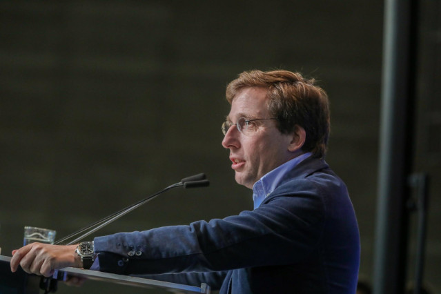 El alcalde de Madrid, José Luis Martínez Almeida, en la tradicional comida de Navidad del PP de la Comunidad de Madrid, a 14 de diciembre de 2019