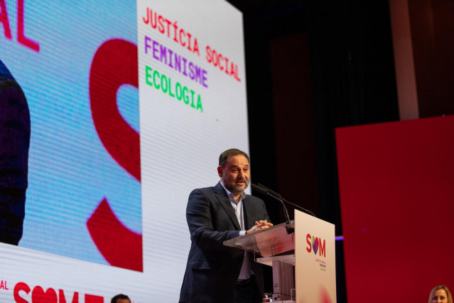 El secretario de Organización del PSOE y ministro de Fomento en funciones, José Luís Ábalos, en el 14 Congreso del PSC