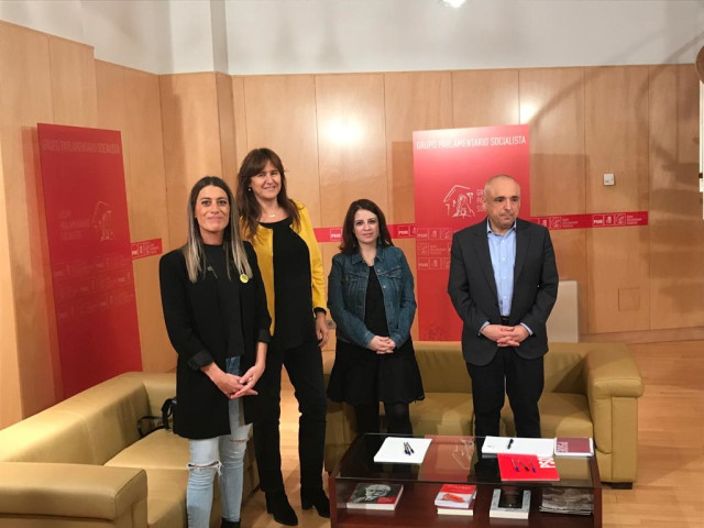 Miriam Nogueras y Laura Borràs, de Junts, reunidas con Adriana Lastra y Rafael Simancas, del PSOE
