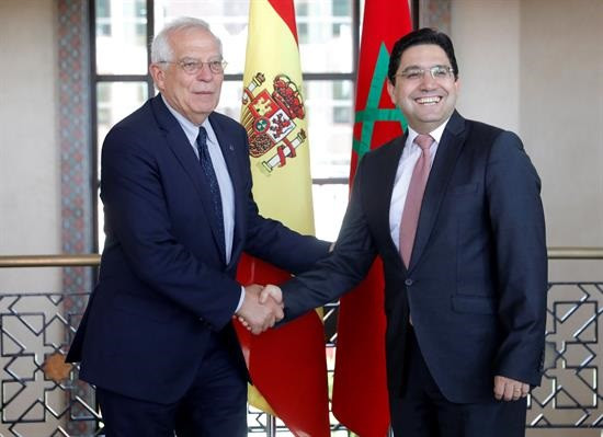 El ministro de Exteriores, Josep Borrell, con su homólogo marroquí, Nasser Bourita, en su última visita a Marruecos