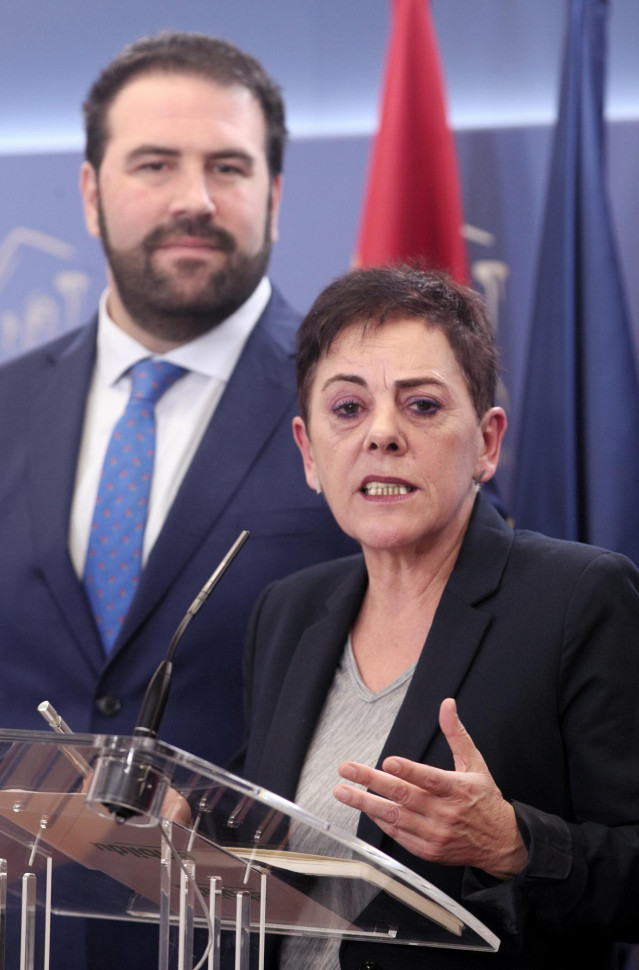 La portavoz de EH Bildu, Mertxe Aizpurua, ofrece una rueda de prensa en el Congreso de los Diputados, en Madrid (España), a 20 de noviembre de 2019.