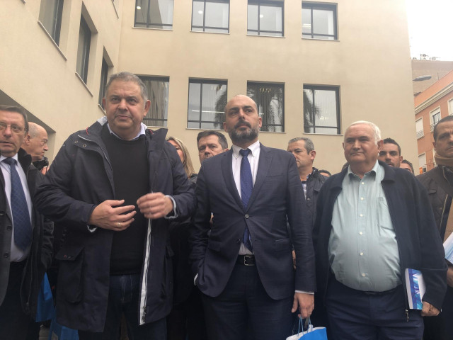 El presidente del Sindicato Central de Regantes del Trasvase Tajo-Segura (Scrats), Lucas Jiménez, en la Delegación de Gobierno