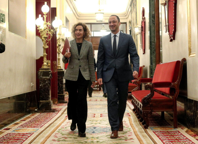 La presidenta del Congreso de los Diputados, Meritxell Batet y el vicepresidente primero, Alfonso Rodríguez Gómez de Celis, a su llegada a la reunión de la Mesa