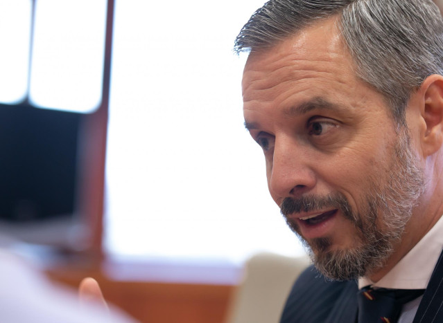 El consejero de Hacienda, Juan Bravo, en una imagen de archivo, durante una entrevista con Europa Press.