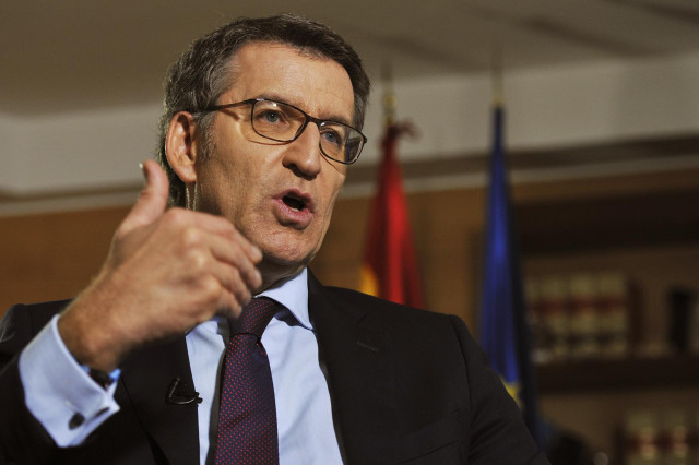 El presidente de la Xunta de Galicia, Alberto Nuñez Feijóo, durante su entrevista para Europa Press en la delegación de la Xunta de Ourense / Galicia (España).