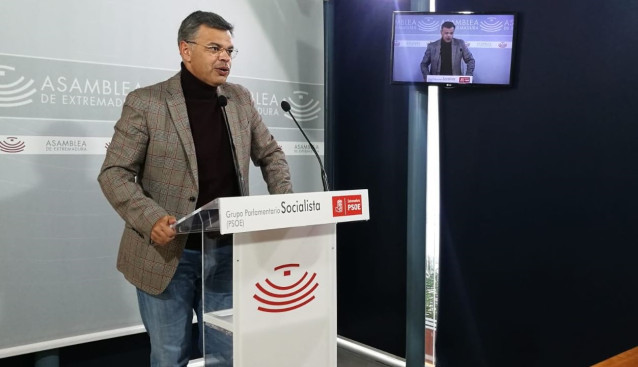 El Portavoz de Empleo del Grupo Socialista, Juan Antonio González