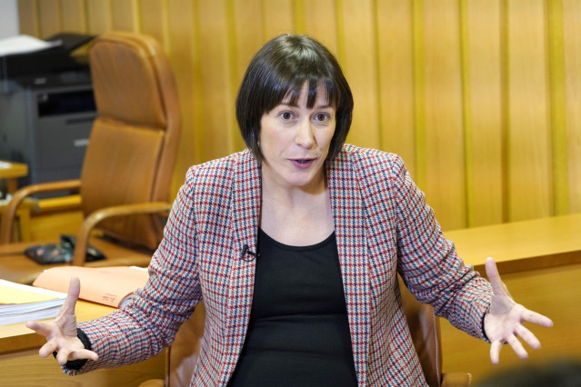 La portavoz Nacional del Bloque Nacionalista Galego (BNG) y diputada en el Parlamento de Galicia, Ana Pontón, durante una entrevista con Europa Press en el Parlamento de Galicia, en Santiago de Compostela a 2 de enero de 2020.