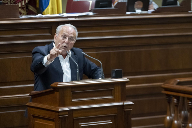 El presidente del PNC, Juan Manuel García Ramos, en un Pleno del Parlamento