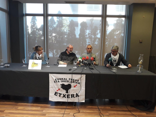 Reprersentantes de Etxerat