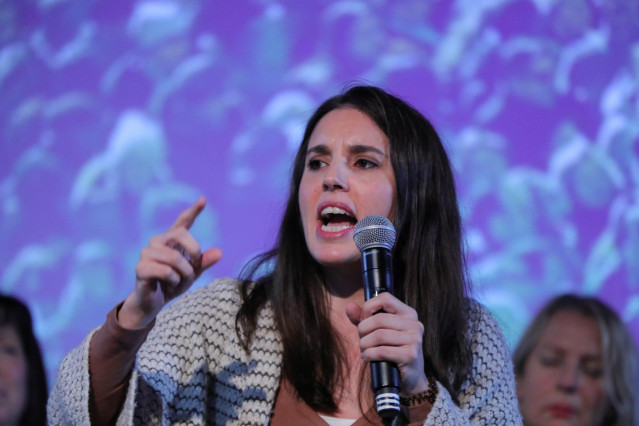 La portavoz de Unidas Podemos en el Congreso, Irene Montero, durante su intervención en el acto de apertura de la campaña para las próximas elecciones generales del 10-N, en Madrid, a 31 de octubre de 2019.