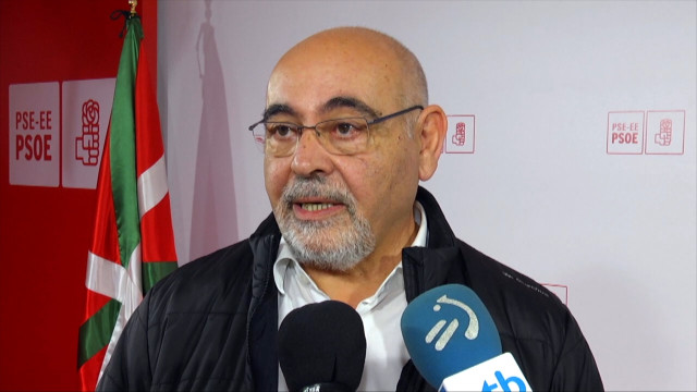 El portavoz parlamentario del PSE-EE, José Antonio Pastor