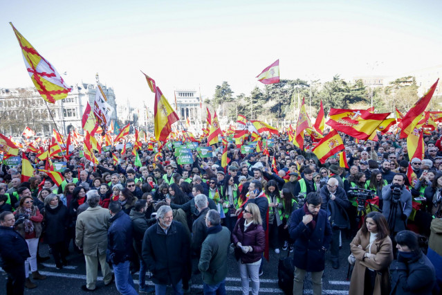 Concentración convocada por la plataforma 'España Existe' frente al Ayuntamiento de Madrid para reivindicar la identidad de España