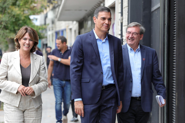 La exministra de Justicia Dolores Delgado y el presidente del Gobierno en funciones, Pedro Sánchez