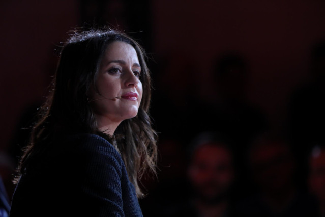 La portavoz de Ciudadanos en el Congreso, Inés Arrimadas, participa en el 'Vía 221. Un acuerdo constitucionalista para España', en Madrid a 19 de diciembre de 2019.