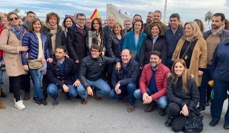 Líderes del PP valenciano en la manifestación contra la Ley del Plurilingüismo en Orihuela