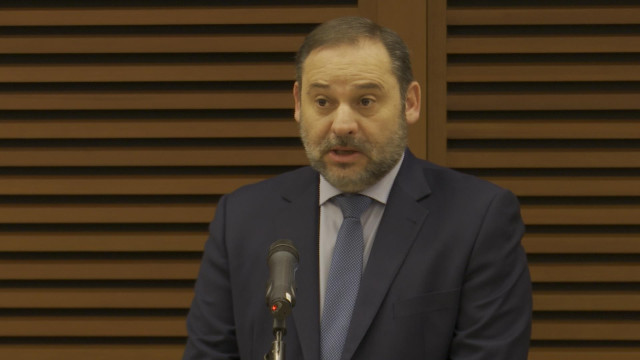 +++eptv: Ábalos aboga por 