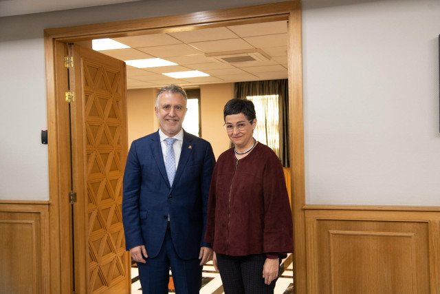 La ministra de Asuntos Exteriores, Unión Europea y Cooperación, Arancha González Laya, se reúne con el presidente del Gobierno de Canarias, Ángel Víctor Torres, en la sede del Gobierno en Las Palmas de Gran Canaria