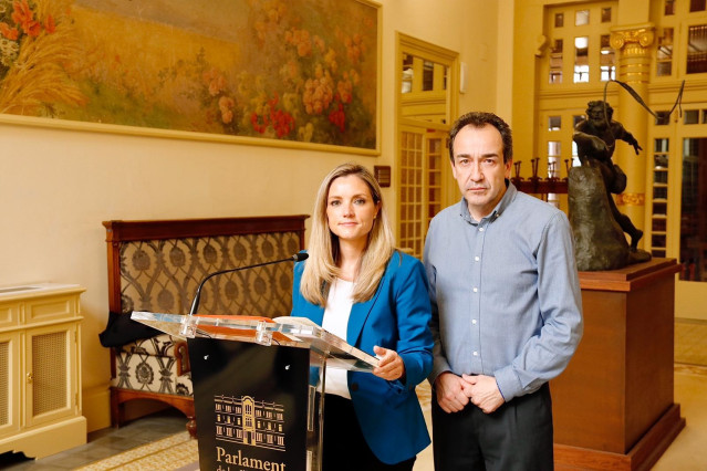 Los diputados de Cs en el Parlament, Patricia Guasp y Juanma Gómez.