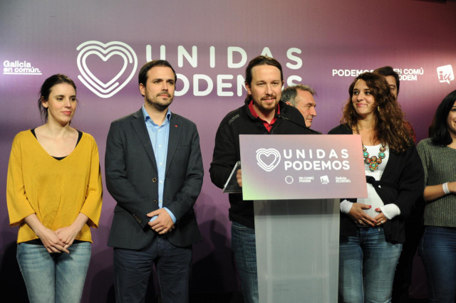 (I-D) La número dos de Unidas Podemos al Congreso por Madrid, Irene Montero; el coordinador federal de IU y candidato de Unidas Podemos al Congreso por Málaga, Alberto Garzón; el candidato a la Presidencia del Gobierno por Unidas Podemos, Pablo Iglesias y