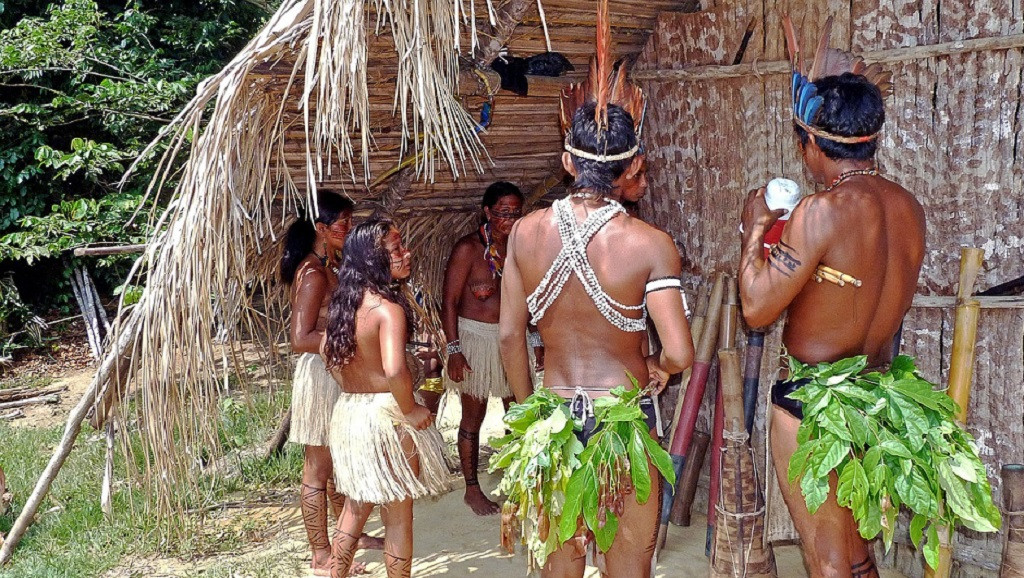 Indu00edgenas del Amazonas