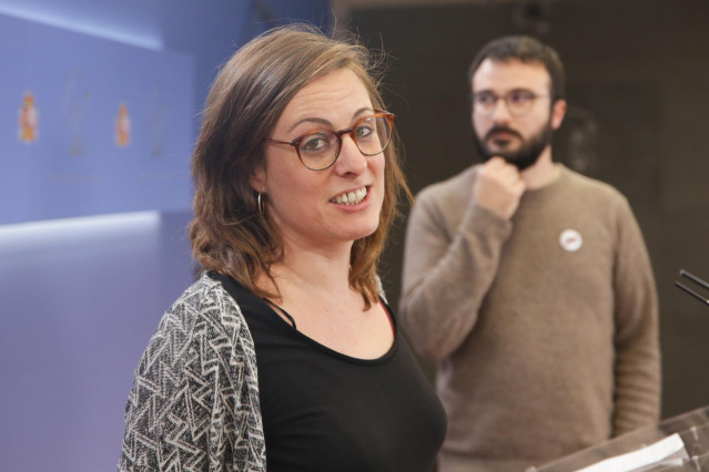 Los diputados de la CUP en el Congreso de los Diputados Mireia Vehí, y Albert Botran