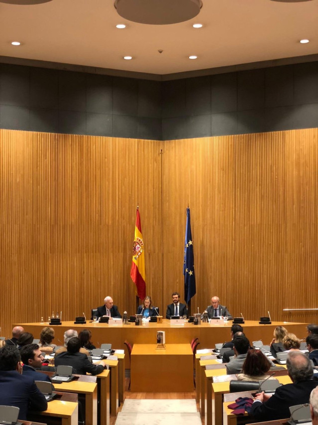 Pablo Casadoi en la presentación en el Congreso del libro de José Manuel García Margallo