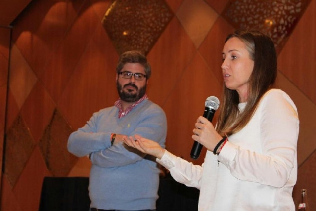 La portavoz y el secretario de Organización de la Gestora de Cs, Melisa Rodríguez y Fran Hervías, en la asamblea extraordinaria con afiliados de Ciudad Real y Albacete