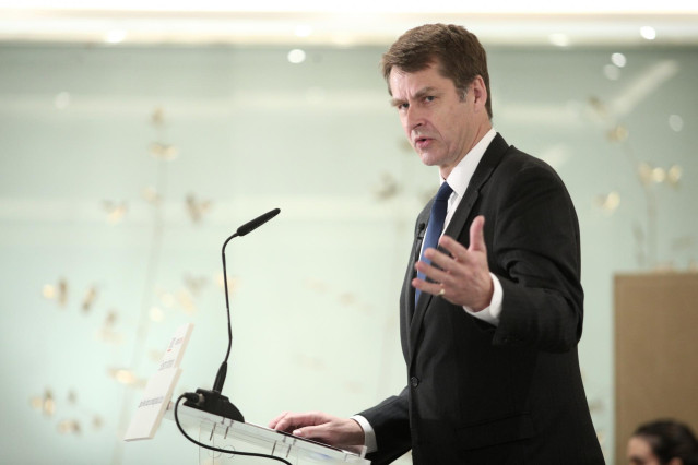 El embajador del Reino Unido en España, Hugh Elliott, durante su intervención en el encuentro Informativo 'España - Reino Unido: un reto global de futuro' organizado por Europa Press, en Madrid (España), a 31 de enero de 2020.