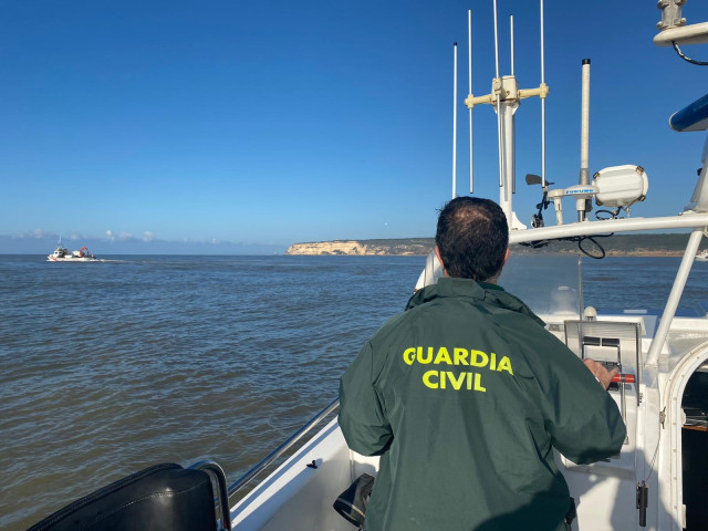 Dispositivo de rescate del pesquero Rúa Mar