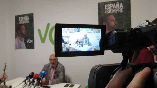 Alejandro Hernández.