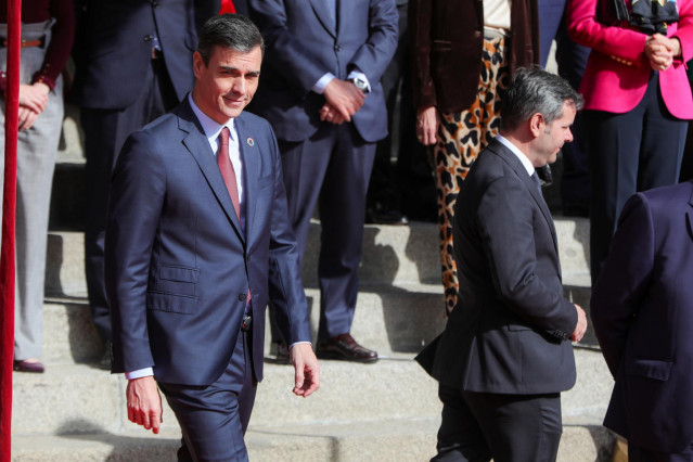 El presidente del Gobierno, Pedro Sánchez a la salida de la Solemne Sesión de Apertura de la XIV Legislatura en el Congreso de los Diputados, en Madrid (España), a 3 de febrero de 2020.