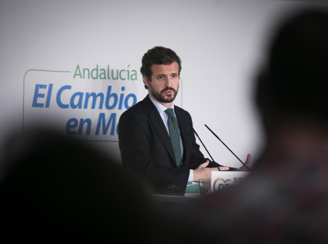 El presidente del PP, Pablo Casado clausura el acto homenaje del PP de Sevilla en recuerdo de  Alberto Jiménez-Becerril y Ascensión García, asesinados por ETA hace 22 años. En Sevilla, a 30 de enero de 2020.