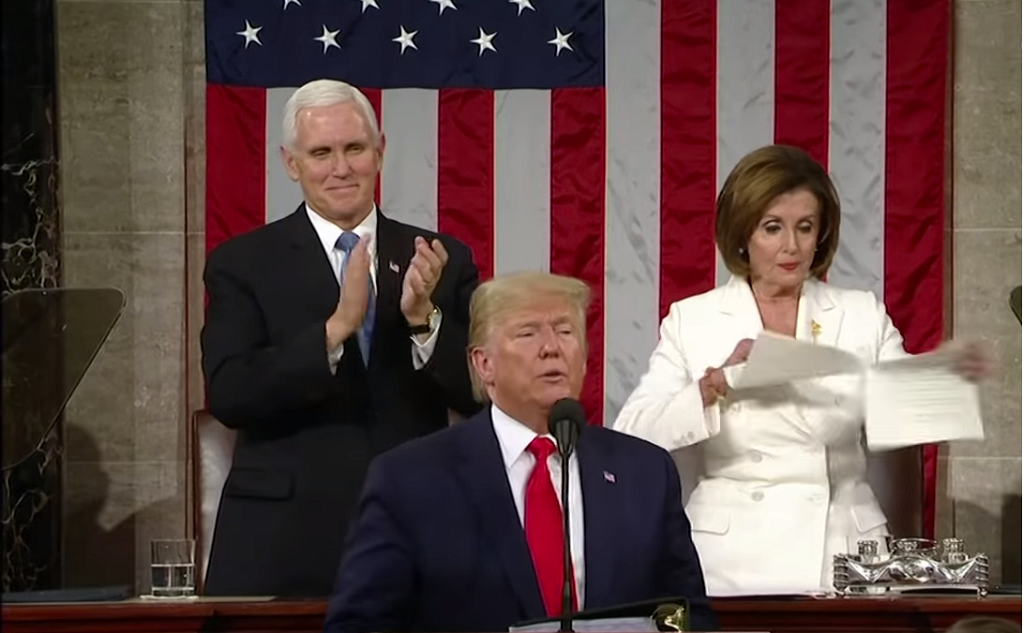 Pelosi rompe el discurso de Trump