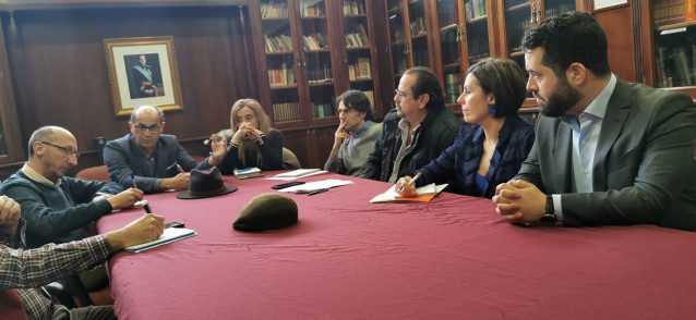 Fran Carrillo, de Cs, reunido con el Grupo Transfronterizo de Gibraltar