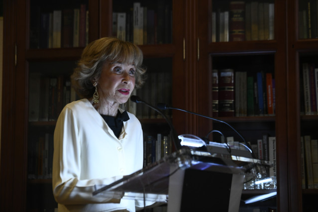La presidenta del Consejo de Estado, María Teresa Fernández de la Vega durante su intervención en la inauguración de las jornadas 'El territorio nacional en la doctrina del Consejo de Estado' en el salón de Plenos del Consejo, en Madrid, a 18 de cotubre d