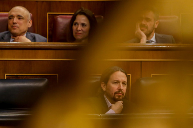 El vicepresidente segundo y ministro de Derechos Sociales y Agenda 2030, Pablo Iglesias, en su escaño