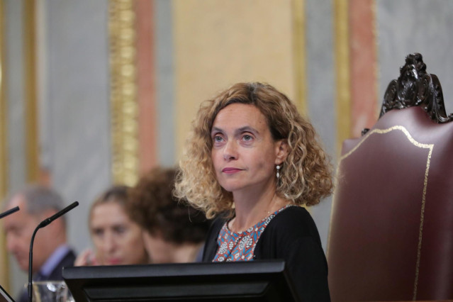 La presidenta del Congreso, Meritxell Batet, presidiendo el Pleno