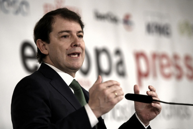 El presidente de Castilla y León, Alfonso Fernández Mañueco, interviene en un Desayuno Informativo de Europa Press, en Madrid (España), a 12 de febrero de 2020.