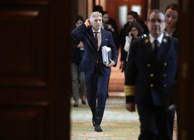 El ministro del Interior, Fernando Grande-Marlaska, a su llegada al Congreso para intervenir ante la Comisón de Interior